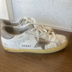 Golden Goose Women’s Size 38, Super-Star Sneaker in White, Antique Pink and Grey